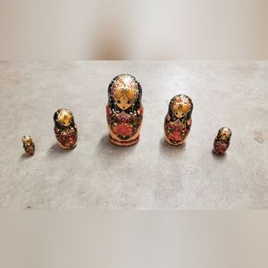 Hand-Painted Russian Nesting Dolls - Black and Red